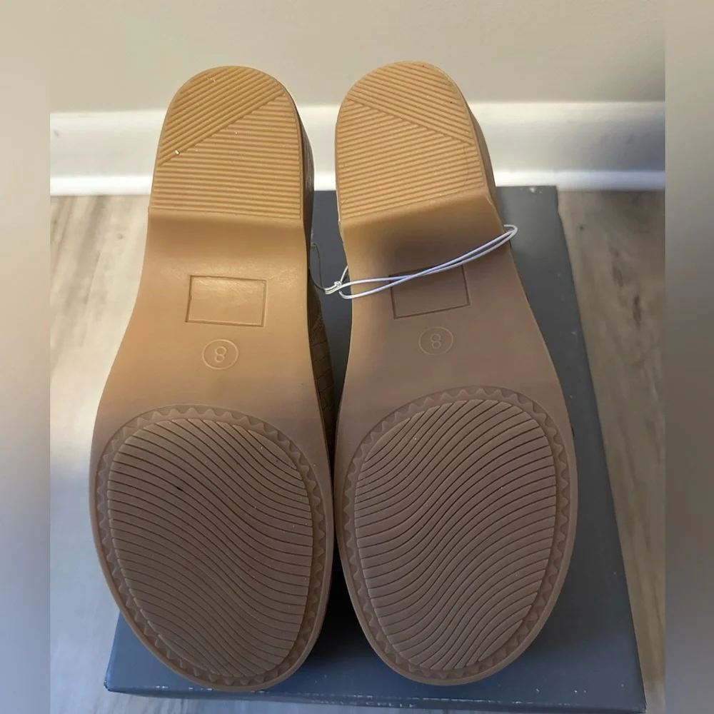 Heeled Clogs - Picture 4 of 4